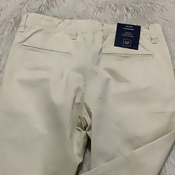 Gap men’s mid rise straight khaki uniform school pants size 30x30 NEW - Picture 5 of 8